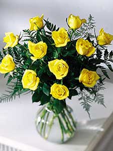 12 Yellow Roses Arranged by Rich Mar Florist